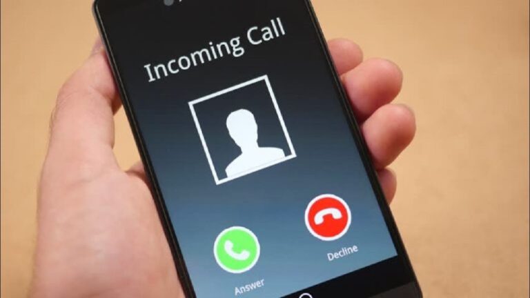how to answer an android phone