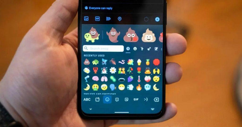 How to Change All Emoji Skin Color at Once Android