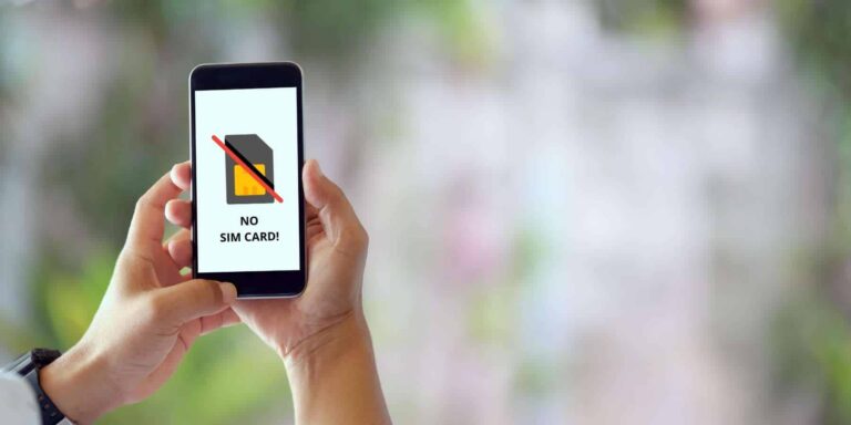 how to fix no sim card error on android
