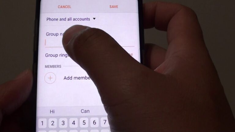 how to name a group text on android