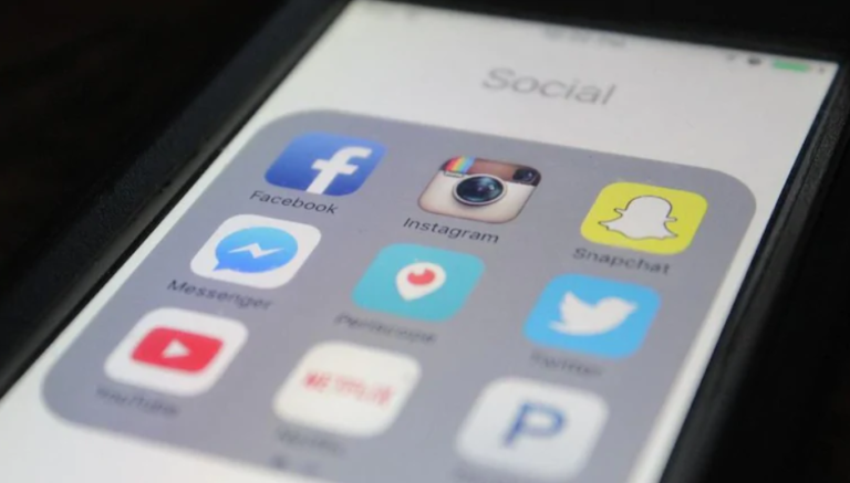 how to remove someone from messenger on android