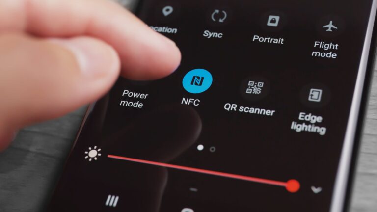 how to turn on nfc on android
