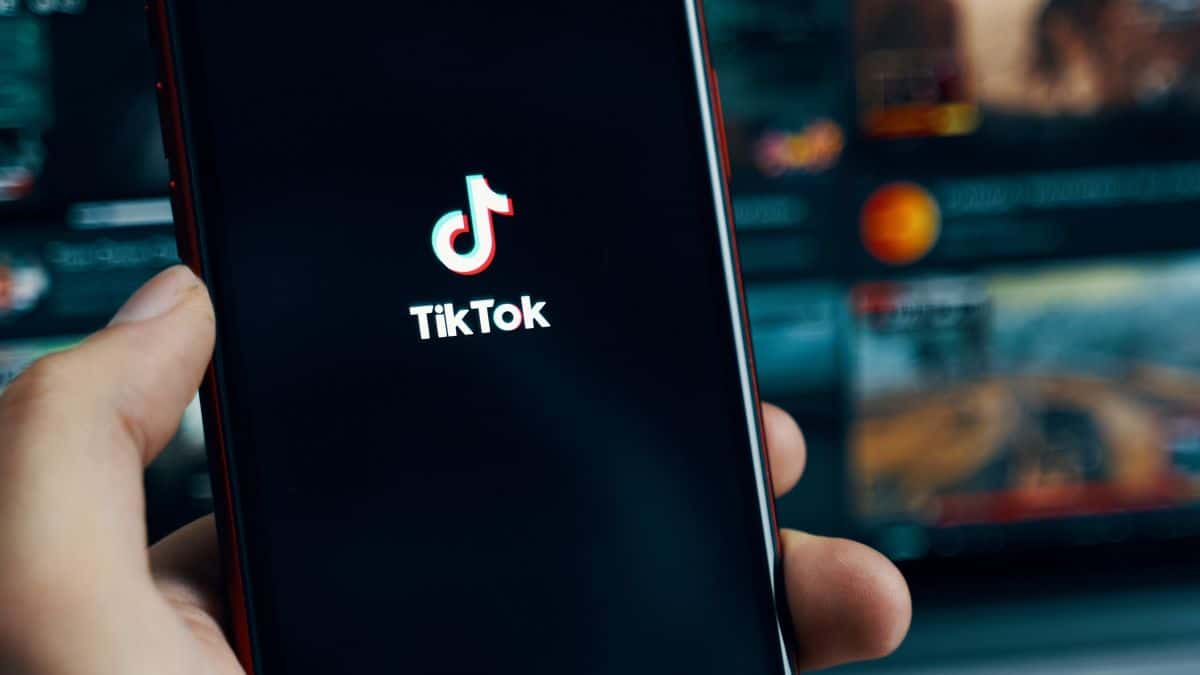 How To Put Dark Mode on TikTok Android