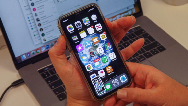 how to screenshot on iphone 12 mini