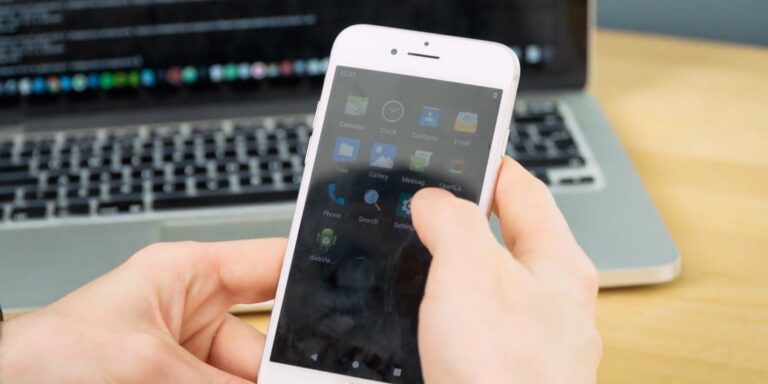 why do iphone videos send blurry to android