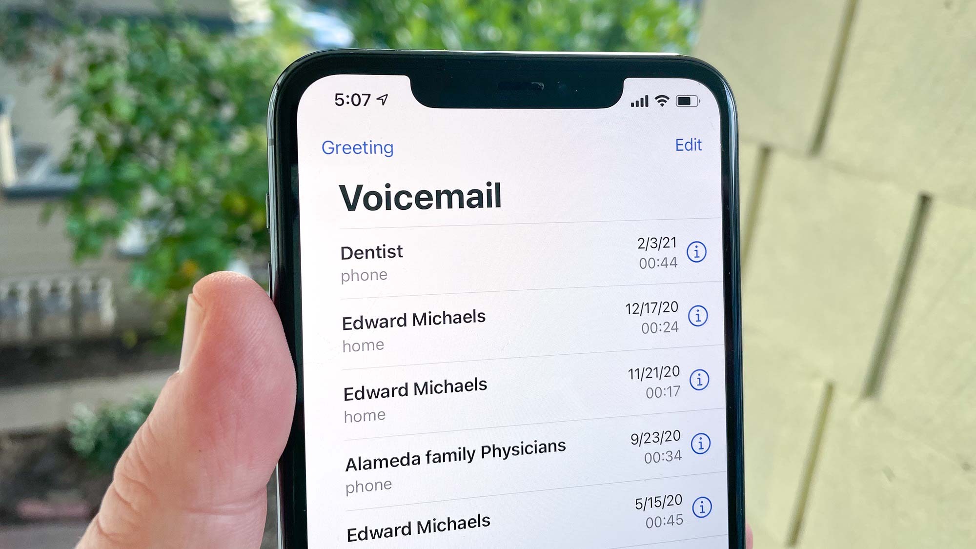 How To Change Voicemail Greeting on Android